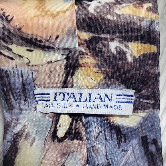 Abstract Patterned Tie - Picture 3 of 6